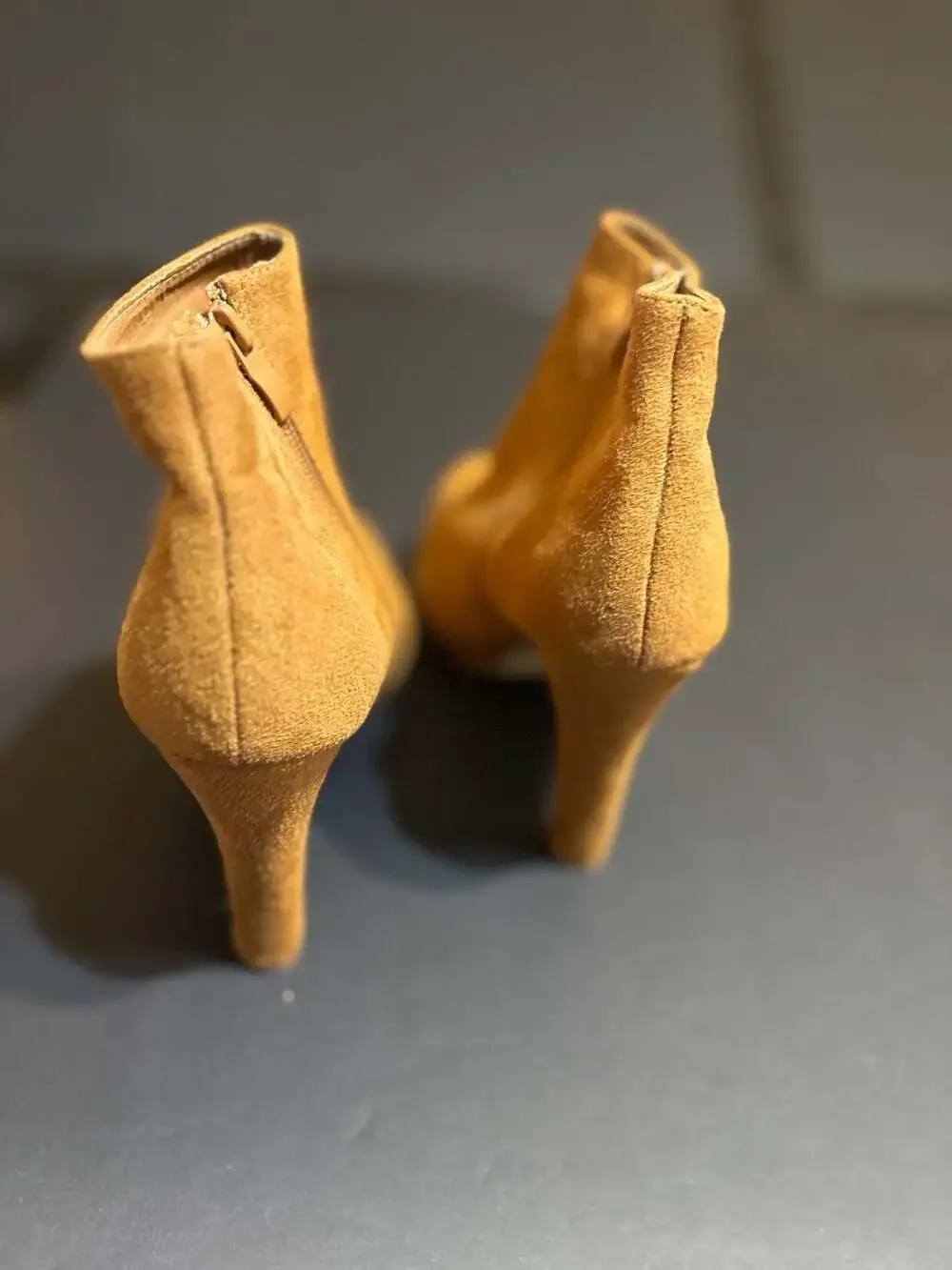 Forever Faux Suede Platform High Heel Ankle Boots Size 8.5 Tan Brown
